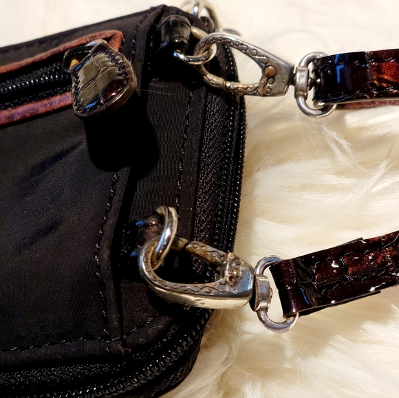 Brighton Twister Crossbody Wallet Bag - Picture 8 of 10